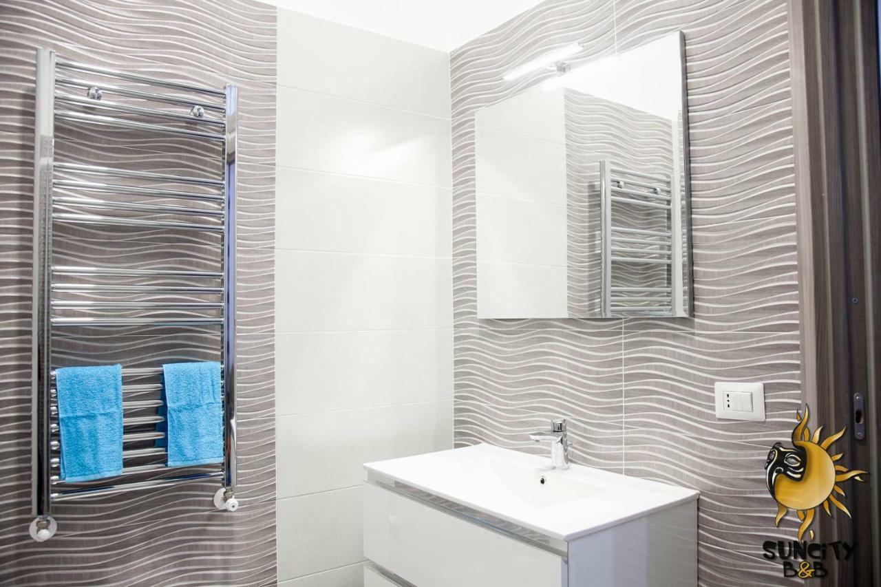 Couette-café Suncity 2*
